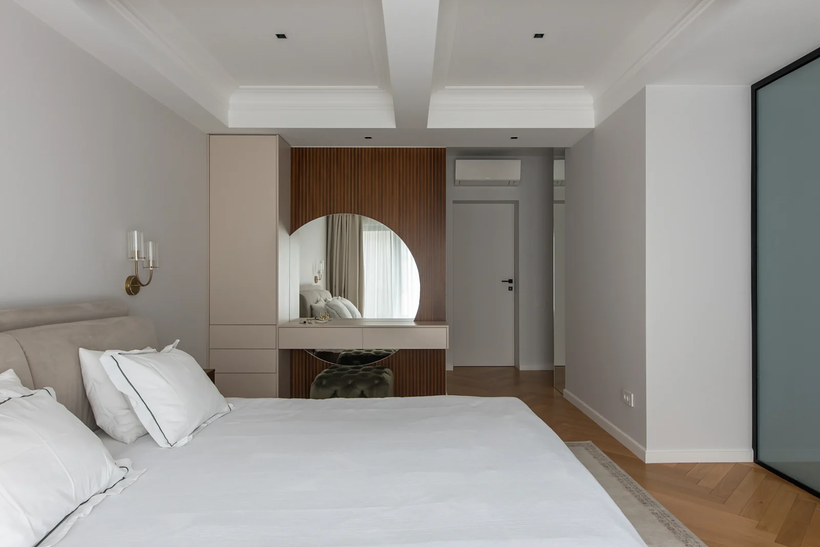 Mobilier la comanda - TEI HOUSE